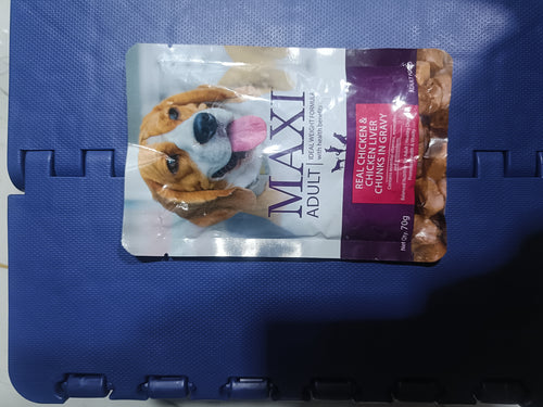 MAXI ADULT DOG REAL CHICKEN GRAVY